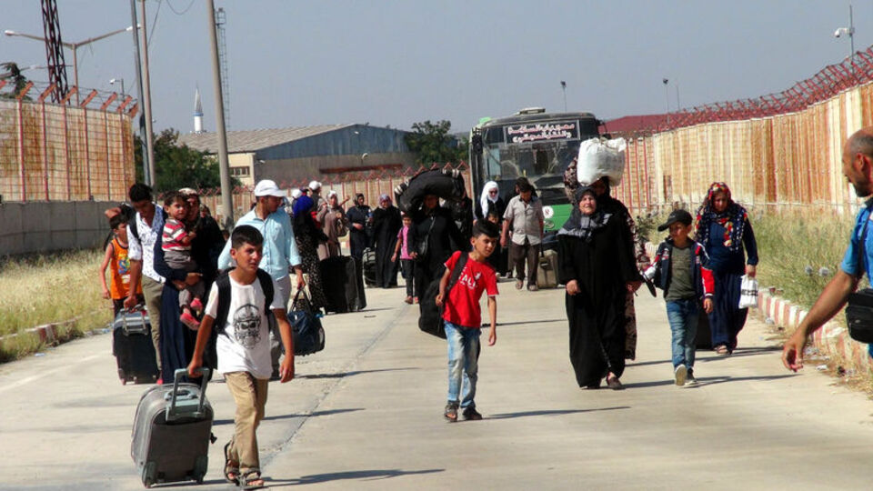 Bayramda gitmişlerdi! 7 bin Suriyeli Türkiye'ye döndü