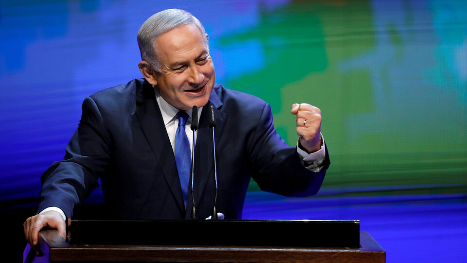 Netanyahu: Rejimi devirin de maç yapalım!