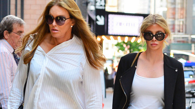 Sevgilisiyle görüntülendi