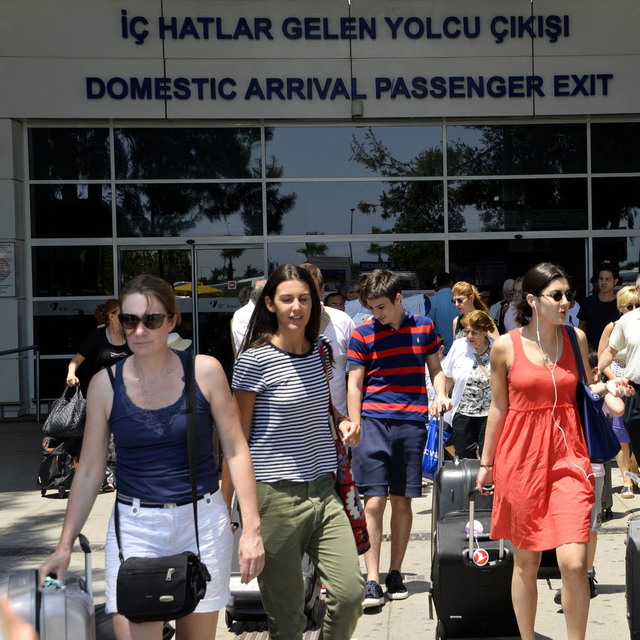 Turizmde hedef 2018'de cari açığa yüzde 40 katkı