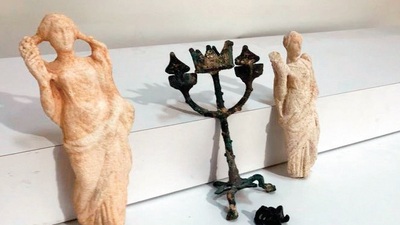 Tanrıça Artemis emin ellerde