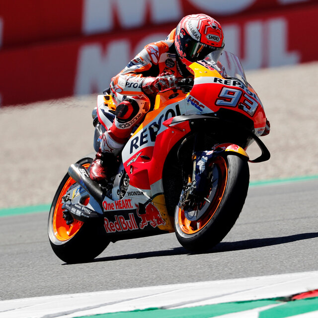 Hollanda'da kazanan Marc Marquez