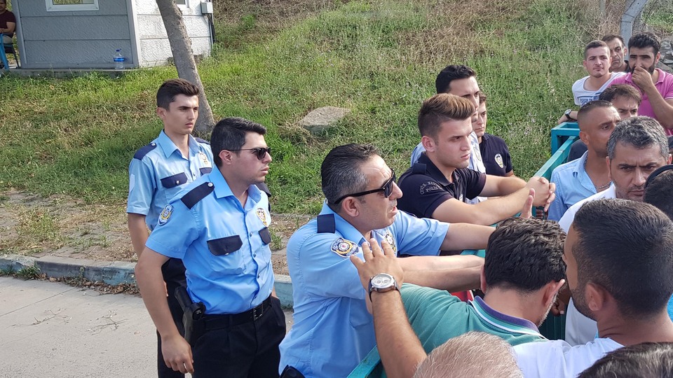 Kötü koku isyan ettirdi!