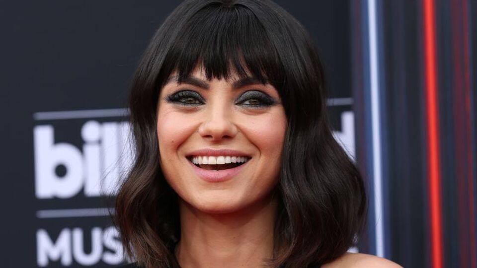 Mila Kunis'ten başlama vuruşu