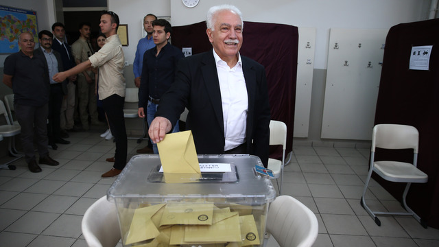 Perinçek: Partimin oyları Güneydoğu'da 14 kat arttı