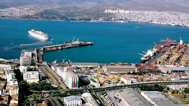 Ege'nin ihracatı 13 milyara ulaştı