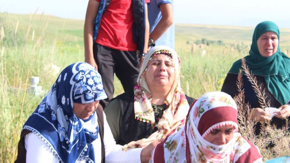 Küçük Leyla gözyaşları arasında sonsuzluğa uğurlandı