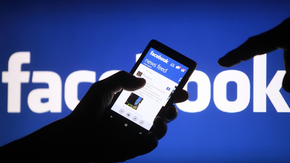 Facebook milyonlarca kez indirilen uygulamalarını kapatıyor
