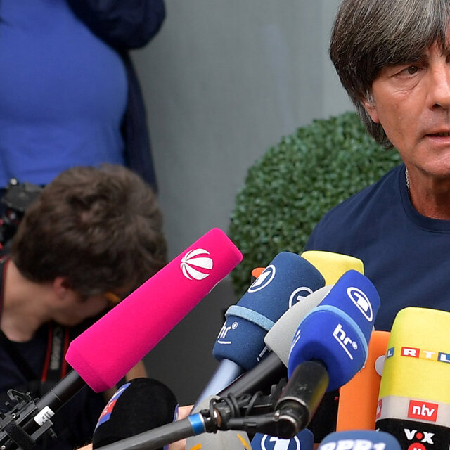 Löw için kararını verdi!