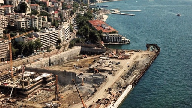 İstanbul Modern'in eski binası yıkıldı