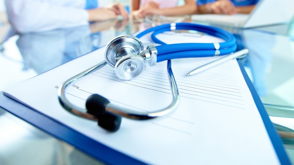 Başhekimi 'mahalle baskısı' ayırdı