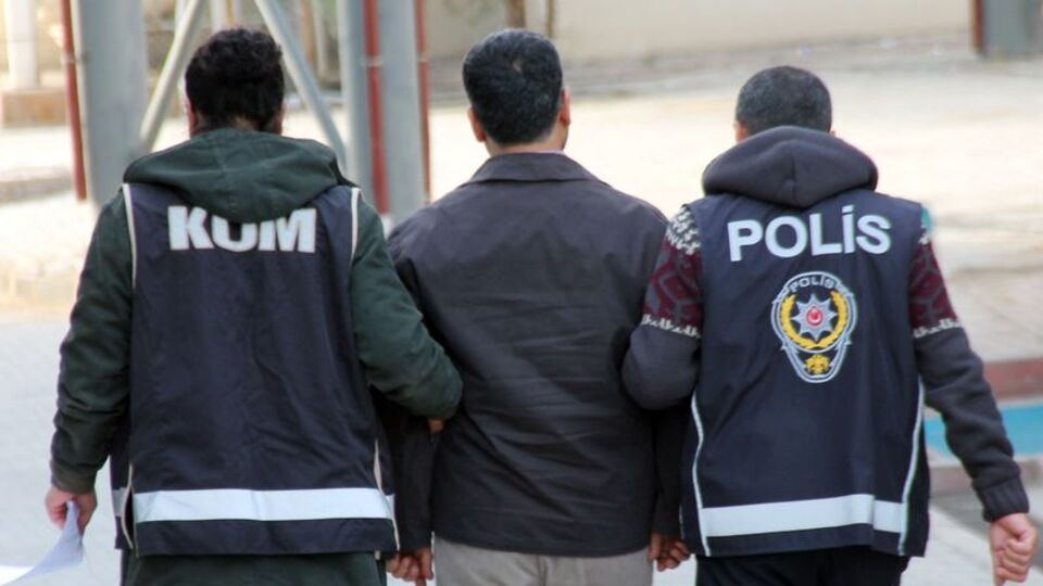 Çanakkale'de FETÖ operasyonu: 20 gözaltı