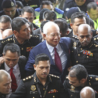 Zimmetine 700 milyon dolar geçirmekle suçlandı, bu yanıtı verdi!