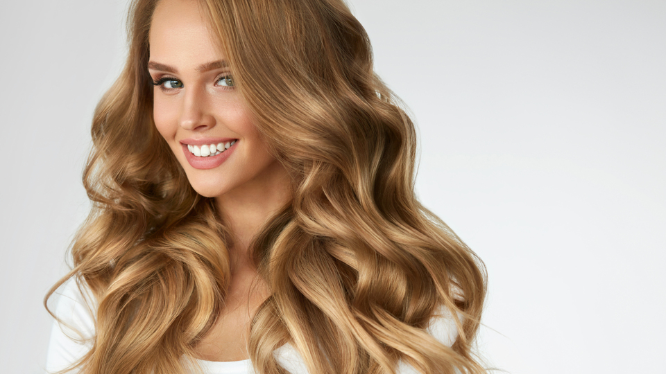 Burnu küçük gösteren saç modeli!