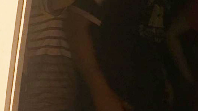 Süt dağıtım aracından göçmen çıktı
