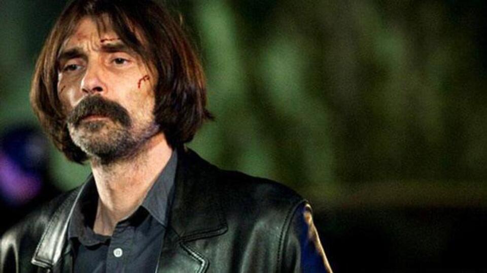 Erdal Beşikçioğlu kimdir?