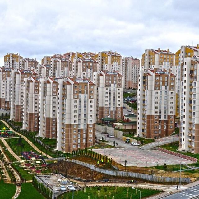 TOKİ 262 iş yeri ile 24 konutu satışa çıkardı
