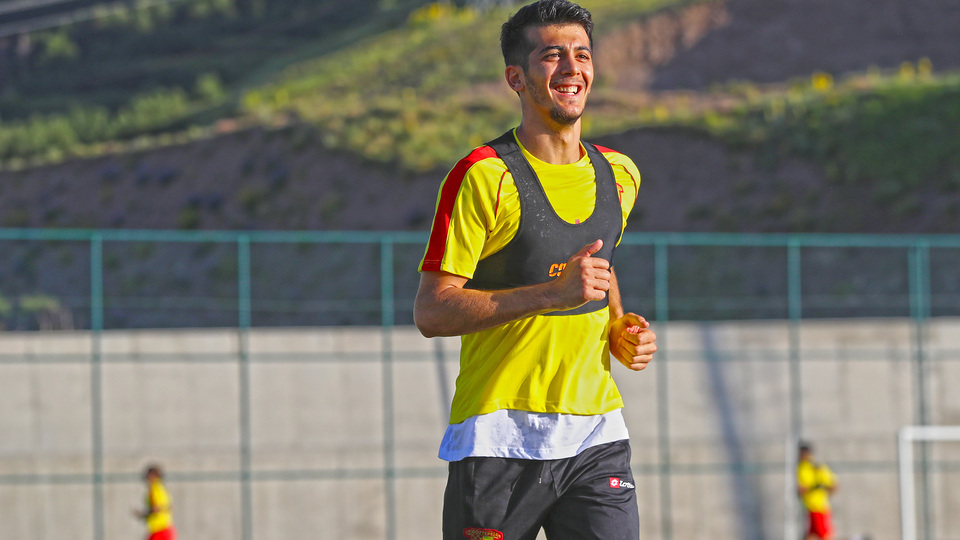 Göztepeli Tayfur'dan geleceğiyle ilgili açıklama