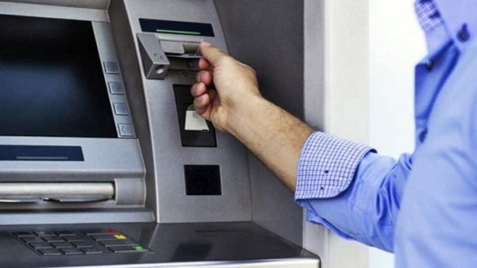Farklı ATM'den nakit çekerken dikkat! 5 banka anlaştı