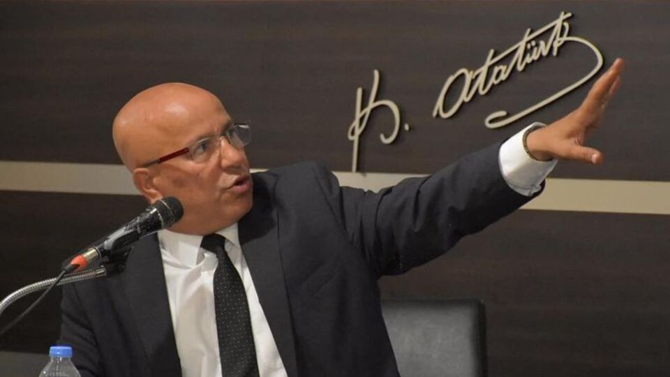 İzmir'de olağanüstü kurultay için imza hareketi başlayacak