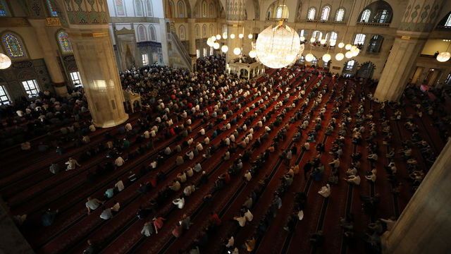 Ankara Cuma namazı saati kaçta?
