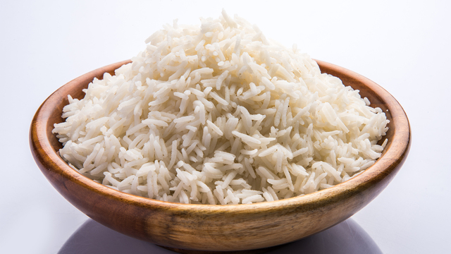 Akşamdan kalan pilavı ısıtıp yemeden önce bir daha düşünün!