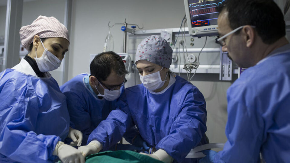 "Yaşamın kıyısındakiler" için var güçleriyle çalışıyorlar!