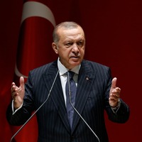 Erdoğan'dan 'Partili olmayan bakan' mesajı