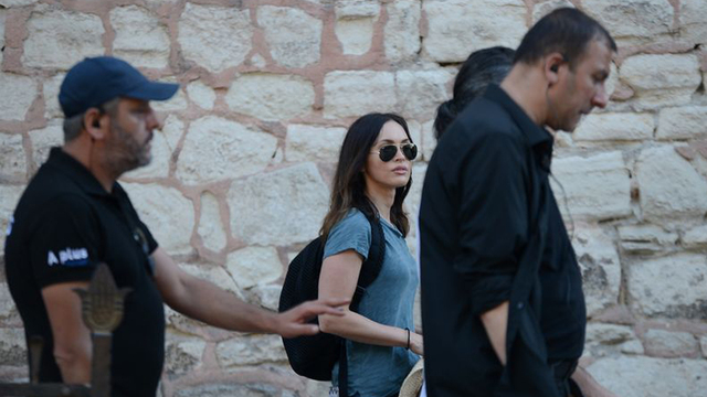 Hollywood yıldızı annesiyle birlikte İstanbul'da