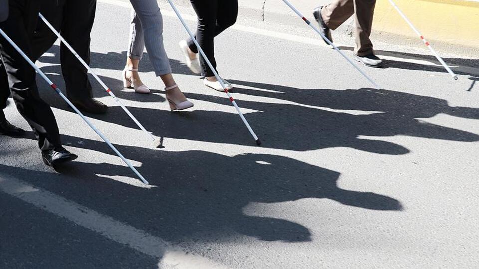 Görme engelliler için 'Navibaston' dönemi!