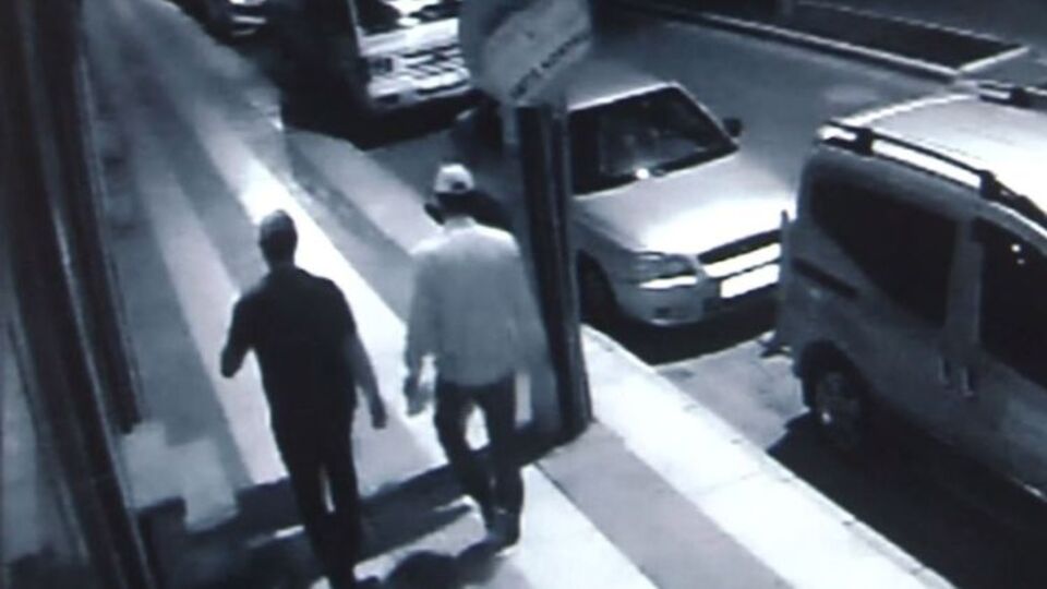 Karı kocanın evine geldiler, 5 dakika oturdular sonrası korkunç!