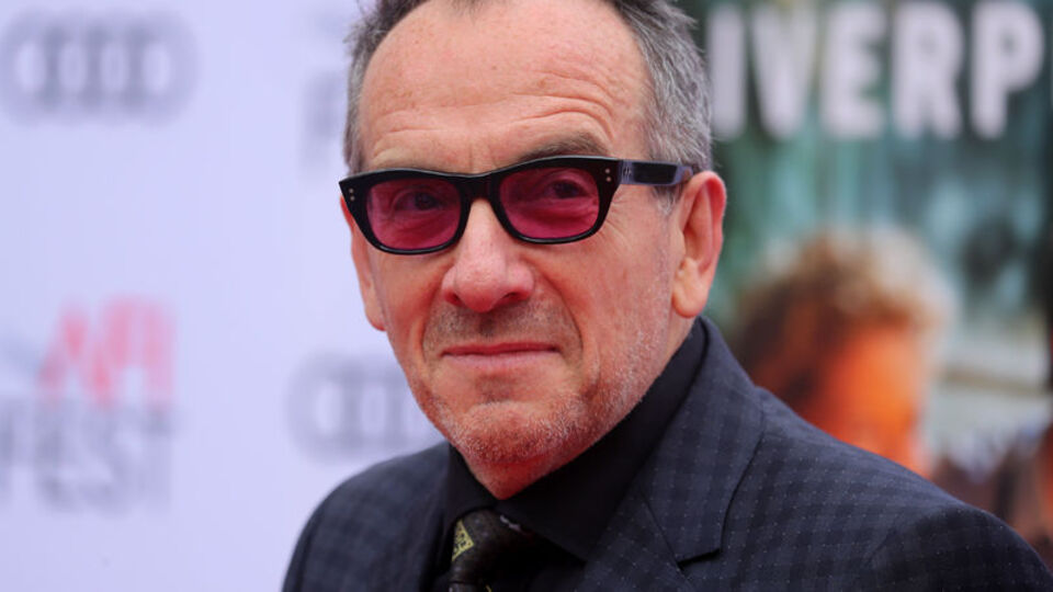 Ünlü şarkıcıdan kötü haber