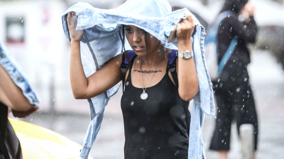 Meteoroloji İstanbul için saat verdi!