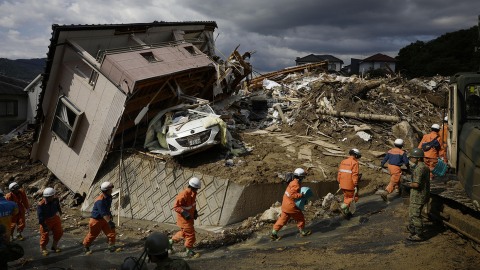 Japonya'da sel felaketinde ölü sayısı artıyor!