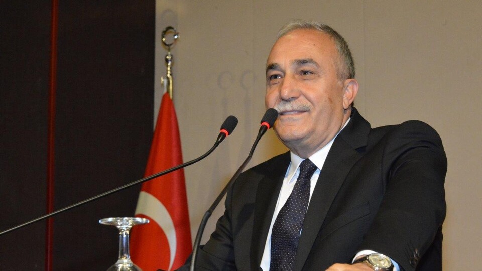Fakıbaba, Bakanlık çalışanlarıyla vedalaştı