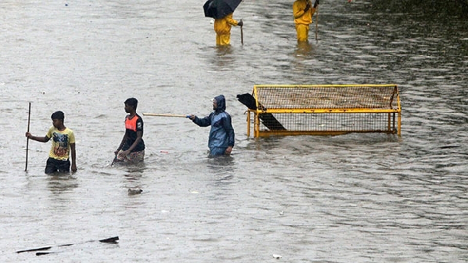 Muson yağmuru 66 can aldı
