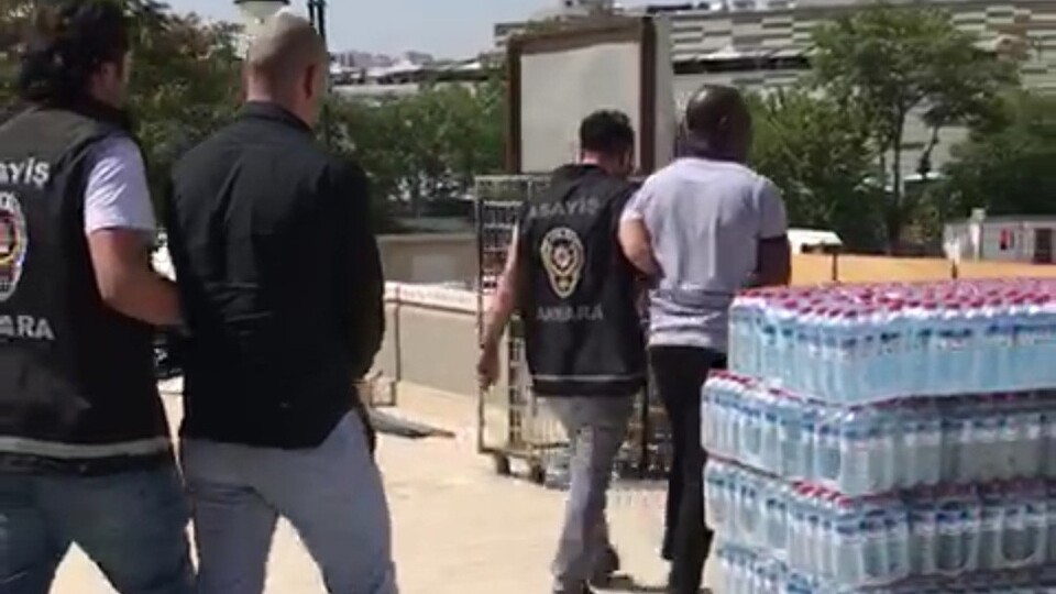 'Küp şeker' lakaplı Afganistanlı dolandırıcı çetesi çökertildi