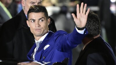 İtalya basınında Ronaldo'nun Juventus'a transferi: 'Yüzyılın anlaşması'