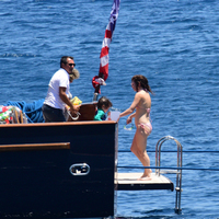 Anne-oğulun tekne keyfi