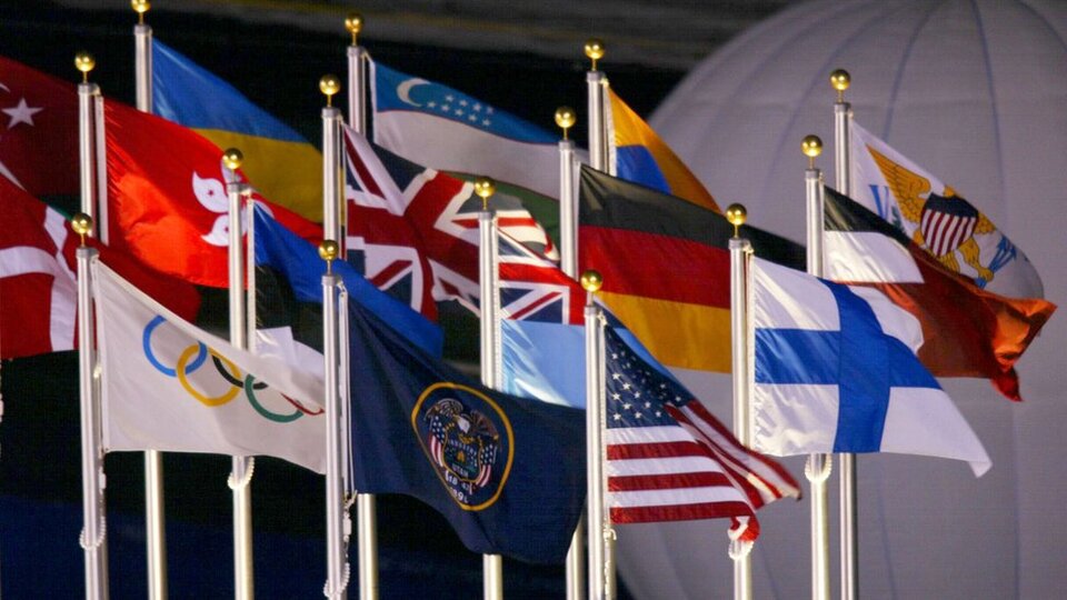 Neden dünyada hiçbir ülkenin bayrağında mor renk yok?