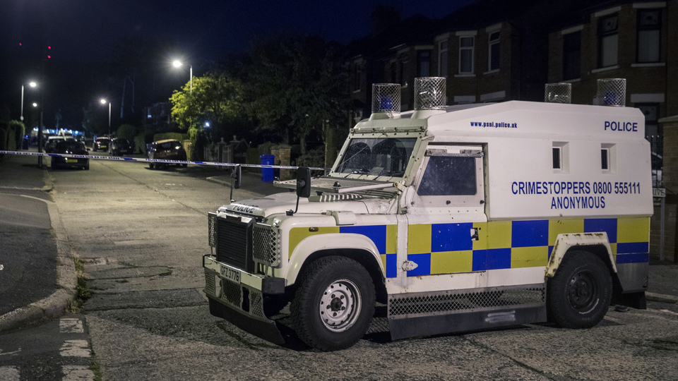 Belfast'ta Sinn Fein liderinin evine patlayıcı!