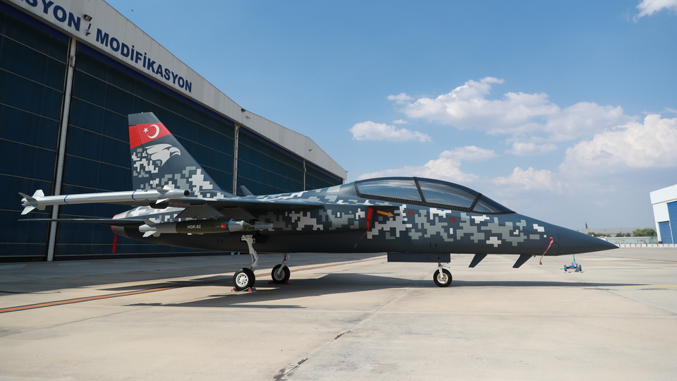 Türk jeti dünya sahnesine çıkıyor! İşte ilk uçuş tarihi