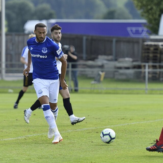 Cenk Tosun, 45 dakikada 4 gol attı!