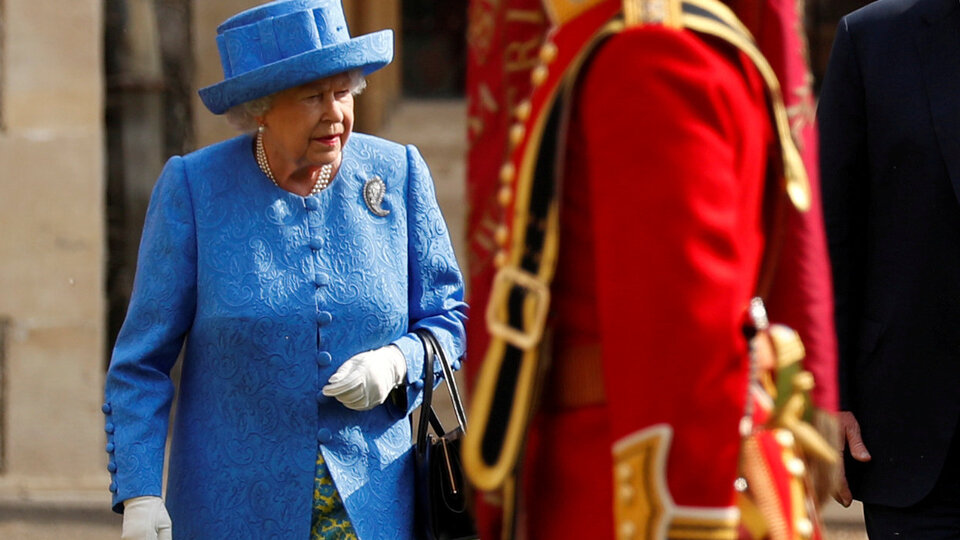 Trump'tan Kraliçe'yi şaşkına çeviren hareket!