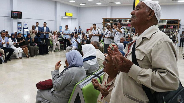 İlk hacı kafilesi yola çıkıyor