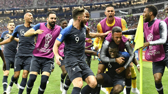 İlklerle gelen kupa!