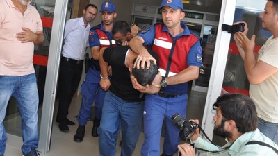 Genç kıza kabusu yaşattılar! 9 kişi gözaltında