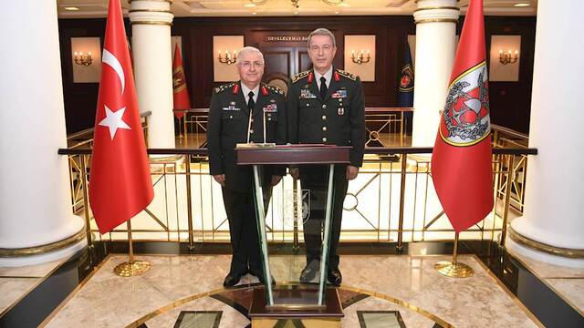 Hulusi Akar, Genelkurmay Başkanlığı görevini devretti