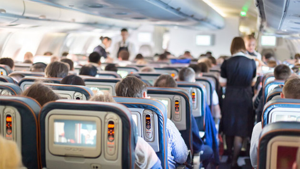 En çok onlar uçakta cep telefonu istiyor