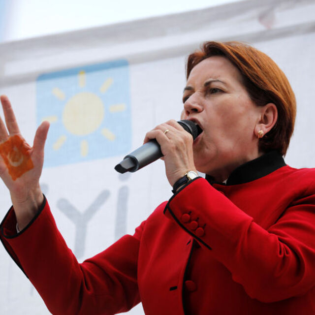 MHP'den Akşener hakkında suç duyurusu